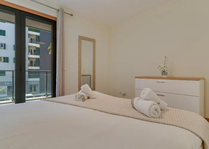 Lido Charm By Atlantic *